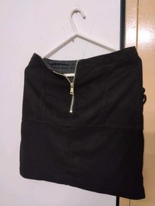 Chic Black Skirt with Detailed Accents