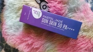 Pastel Jade Sun Skin 50 PA++++