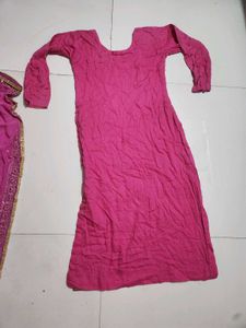 Beautiful Pink Embroidered Kurta Set
