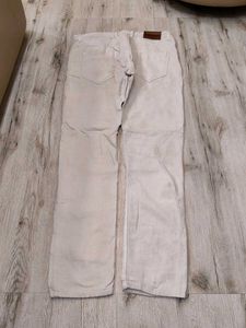 Ma6136 Lea Carb jeans waist 32 inches