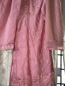 Elegant Pink Embroidered Kurta Set
