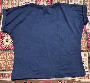 girls T-shirt