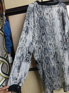 Snake print Zara top
