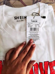 SHEIN Graphic T-Shirt Bundle pack of 2
