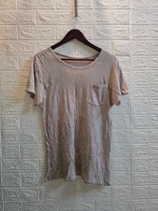 Women's Basic Pocket T-Shirt