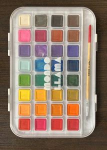 Mondo Llama Watercolor Paint Set