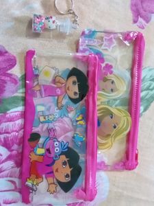 Stationary Helpful Pouches