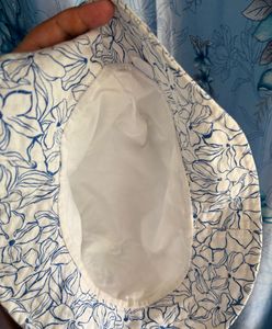 GAP Floral Bucket Hat