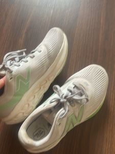 New Balance 520 Running Shoes