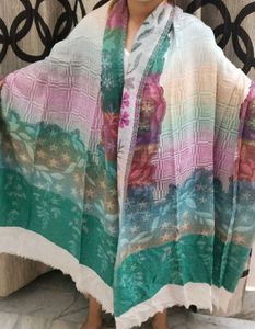Pashmina Showl Light Weight