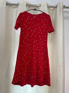 Chic Red Floral Print Mini Dress