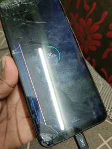 Used Oppo Smartphone display pblm