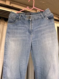 Light Wash Straight Leg Jeans