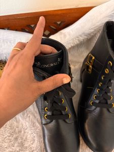 Longwalk Black Boots