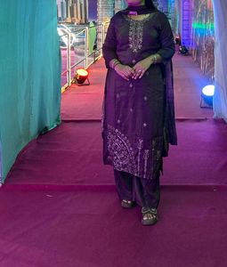 Elegant Purple Embroidered Kurta Set with Dupatta