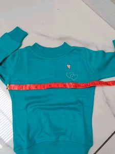 Girls winter sweat shirt