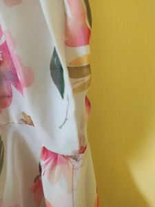 Elegant Floral Maxi Dress with shawl