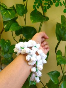 Handmade White Flower gajra