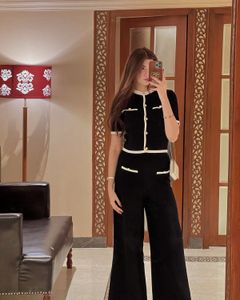 Chic Black Knit pant