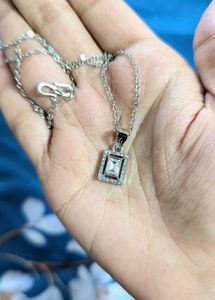 Elegant Pendant Necklace set✨
