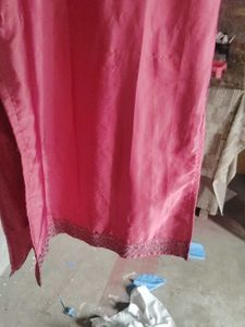 Elegant Pink Embroidered Kurta