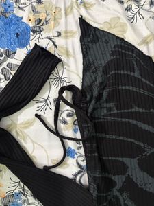 Ribbed Graphic Print Ruched Top