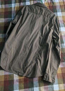 Basics Long Sleeve Shirt