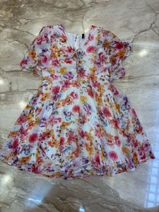 floral print mini dress 👗