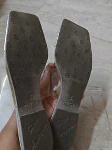 Free delivery - Mochi Silver Glitter flats