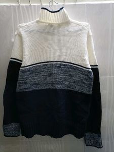 Stylish Two-Tone Cardigan