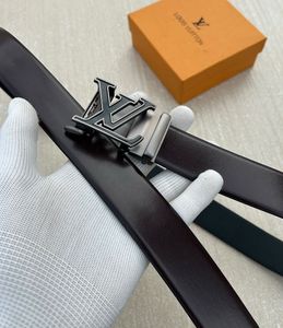 Louis Vuittion Designer Logo Belt