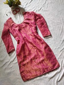 Elegant Pink &amp; Gold Kurta