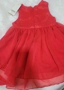 Free Delivery 🎊 New with tag👌🏻Baby Girl Frock