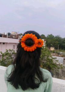 Handmade pipe cleaner Sunflower Hair Clip