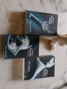 🎀SALE🎀 Fifty Shades Of Grey Series