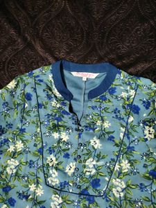 💗 Floral Print Kurta On Sale!
