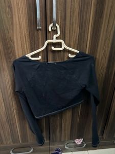 bonkers corner black fitted top