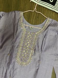 Elegant Embroidered Lavender Kurta