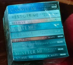 NRB HUB SALE: Shatter Me Boxed Set (9 Books, NEW)