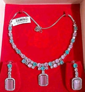 Elegant Necklace &amp; Earring Set