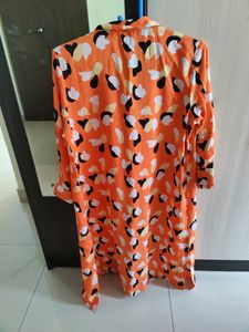 Collared Shrug By Dressberry (Size M)