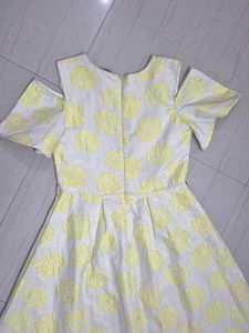 High Quality Chic Yellow Floral Cold Shoulder Dres