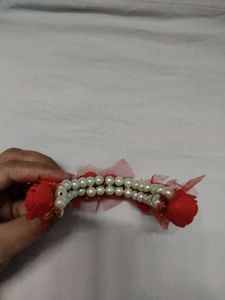 Red Rose &amp; Pearl Hair Accessory