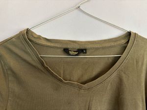 olive green t shirt s size