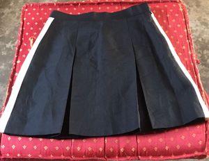 Chic Pleated Black Skirt with White Stripes