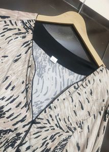 Black &amp; Cream Printed Top For Girl &amp; Woman 42 Bust