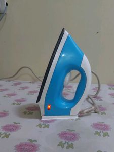 Silvertone Blue and White Dry Iron