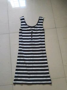 Black And White Bodycon Striped Dress