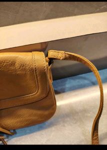 mustard yellow sling bag