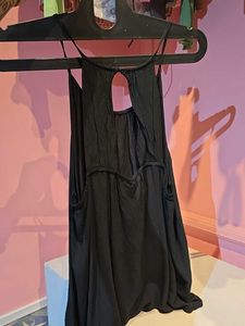 Chic Black Sleeveless Top